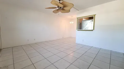 23 Kingswood B West Palm Beach FL 33417