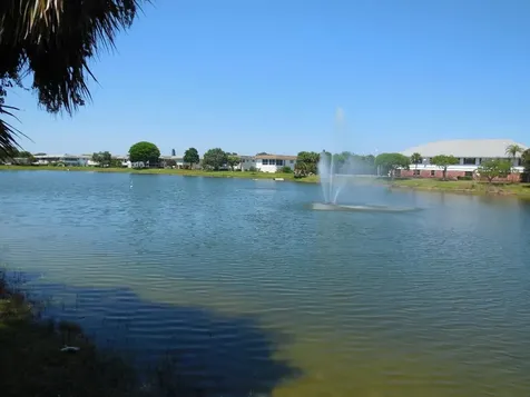 23 Kingswood B West Palm Beach FL 33417