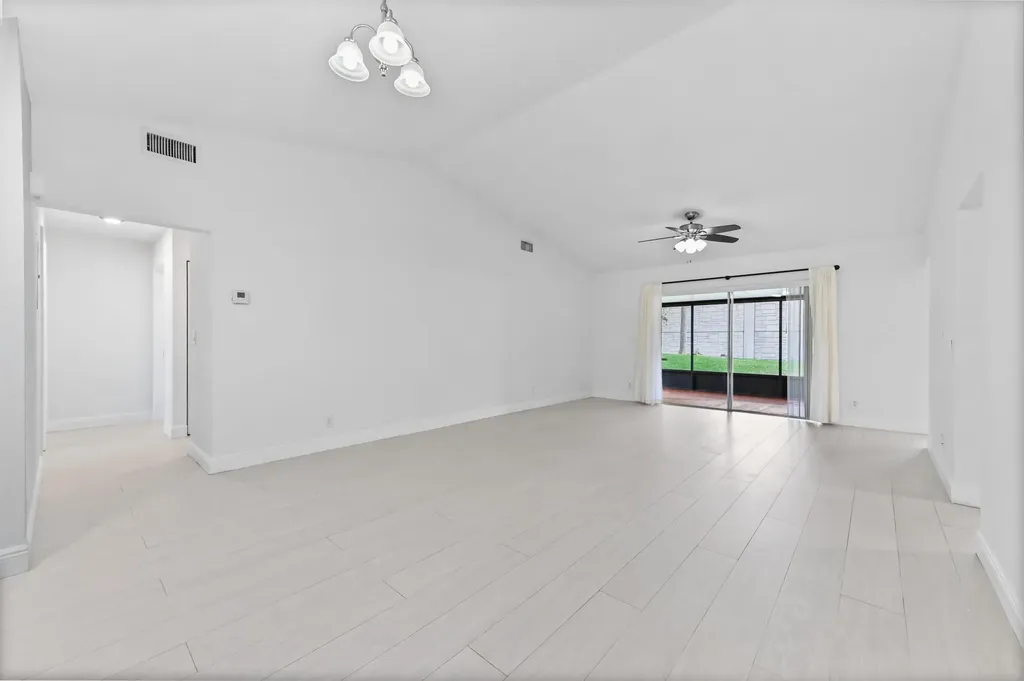 9969 Robins Nest Road Boca Raton FL 33496