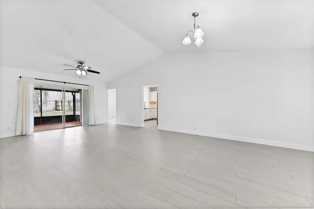 9969 Robins Nest Road Boca Raton FL 33496