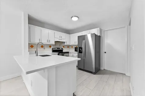 9969 Robins Nest Road Boca Raton FL 33496