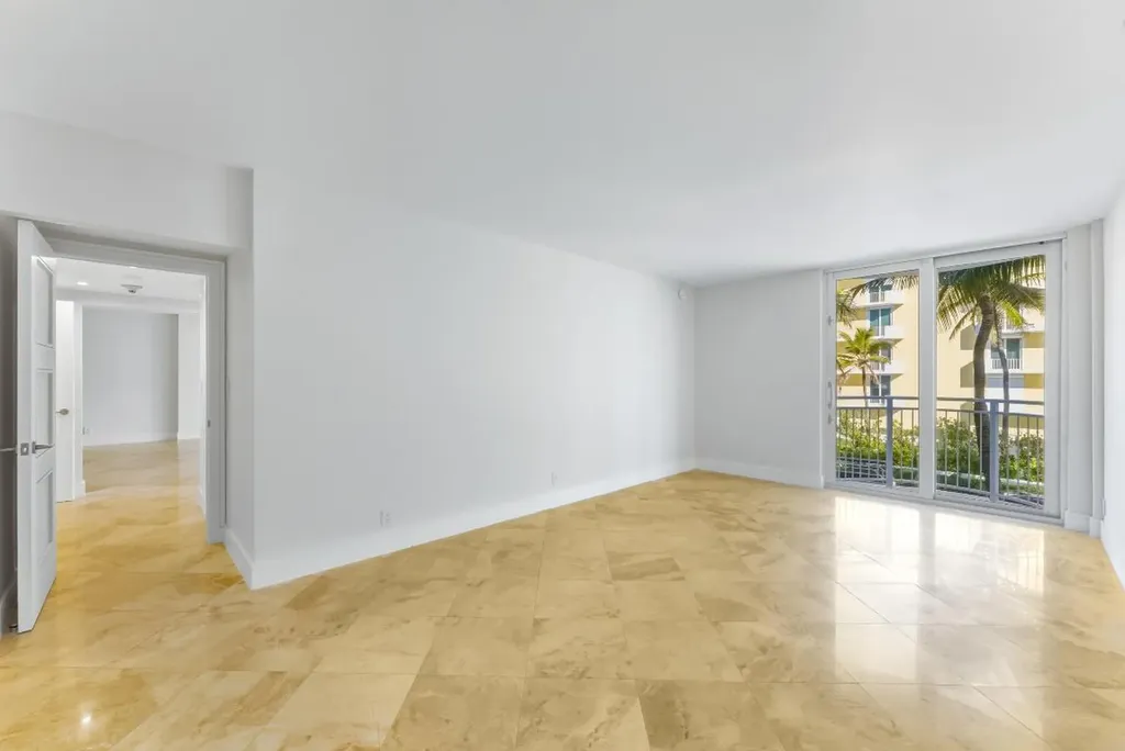 100 Worth Avenue Palm Beach FL 33480