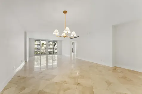 100 Worth Avenue Palm Beach FL 33480
