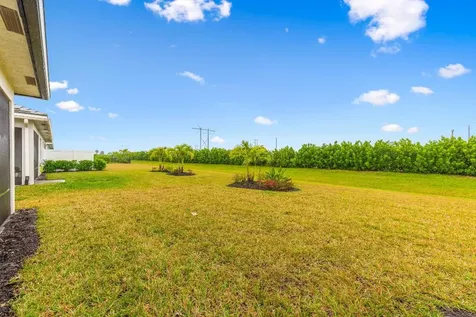 27064 SW Viterbo Way Port St Lucie FL 34986