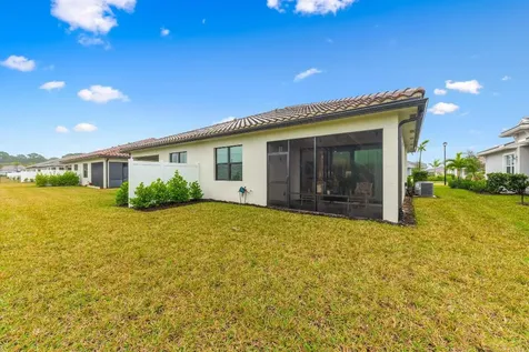 27064 SW Viterbo Way Port St Lucie FL 34986