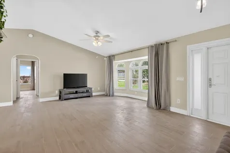 320 NE Surfside Avenue Port St Lucie FL 34983