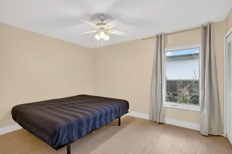 320 NE Surfside Avenue Port St Lucie FL 34983