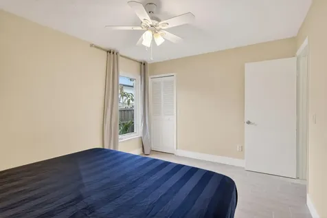 320 NE Surfside Avenue Port St Lucie FL 34983