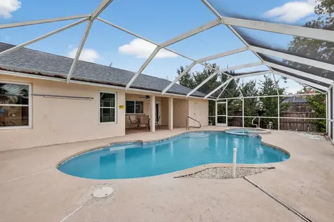 320 NE Surfside Avenue Port St Lucie FL 34983