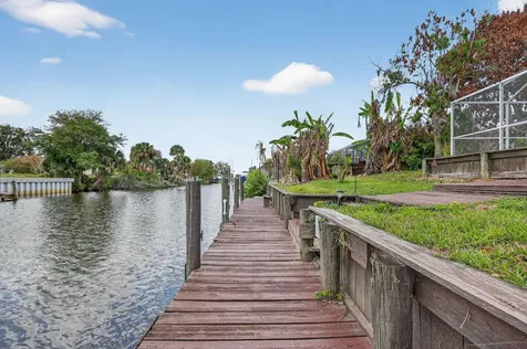 320 NE Surfside Avenue Port St Lucie FL 34983