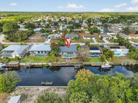 320 NE Surfside Avenue Port St Lucie FL 34983