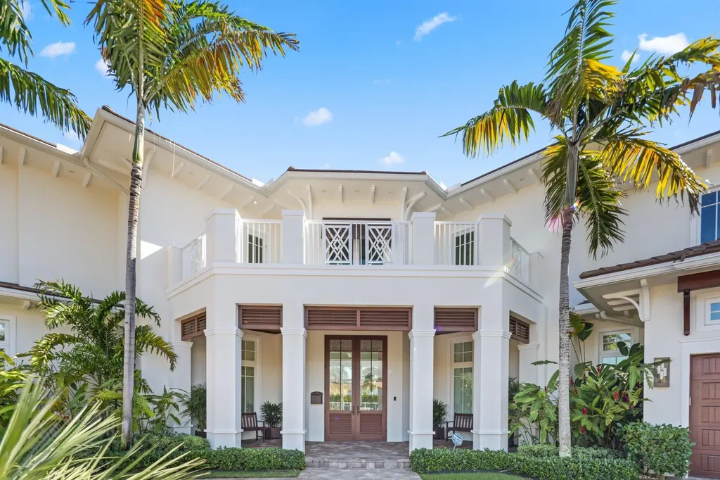 3700 NE 24th Avenue Lighthouse Point FL 33064