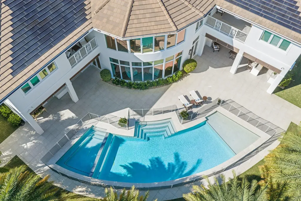 3700 NE 24th Avenue Lighthouse Point FL 33064