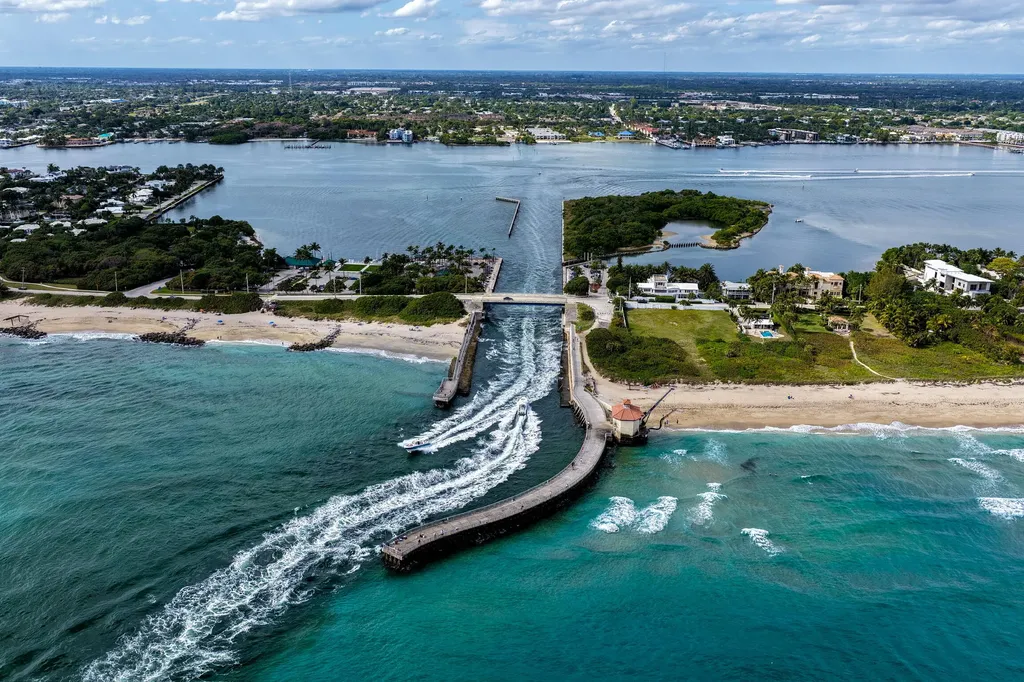 92 Island Drive S Ocean Ridge FL 33435