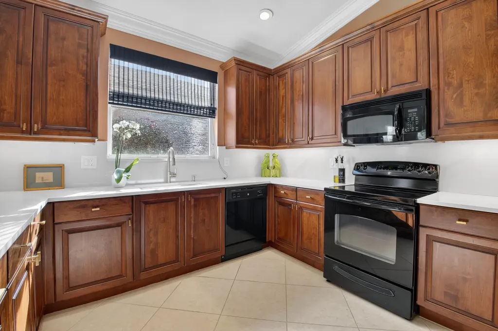 8197 Cavalli Way Lake Worth FL 33467