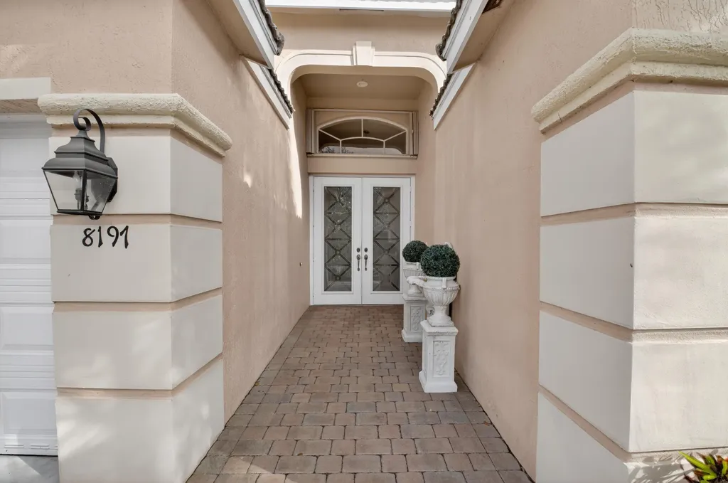 8197 Cavalli Way Lake Worth FL 33467