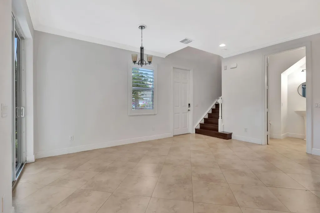 4559 Cadiz Circle Palm Beach Gardens FL 33418