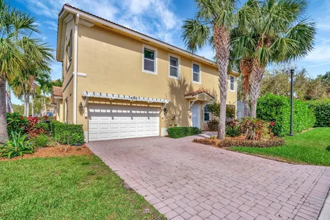 4559 Cadiz Circle Palm Beach Gardens FL 33418
