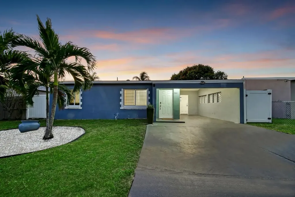 3331 Lake Avenue West Palm Beach FL 33405
