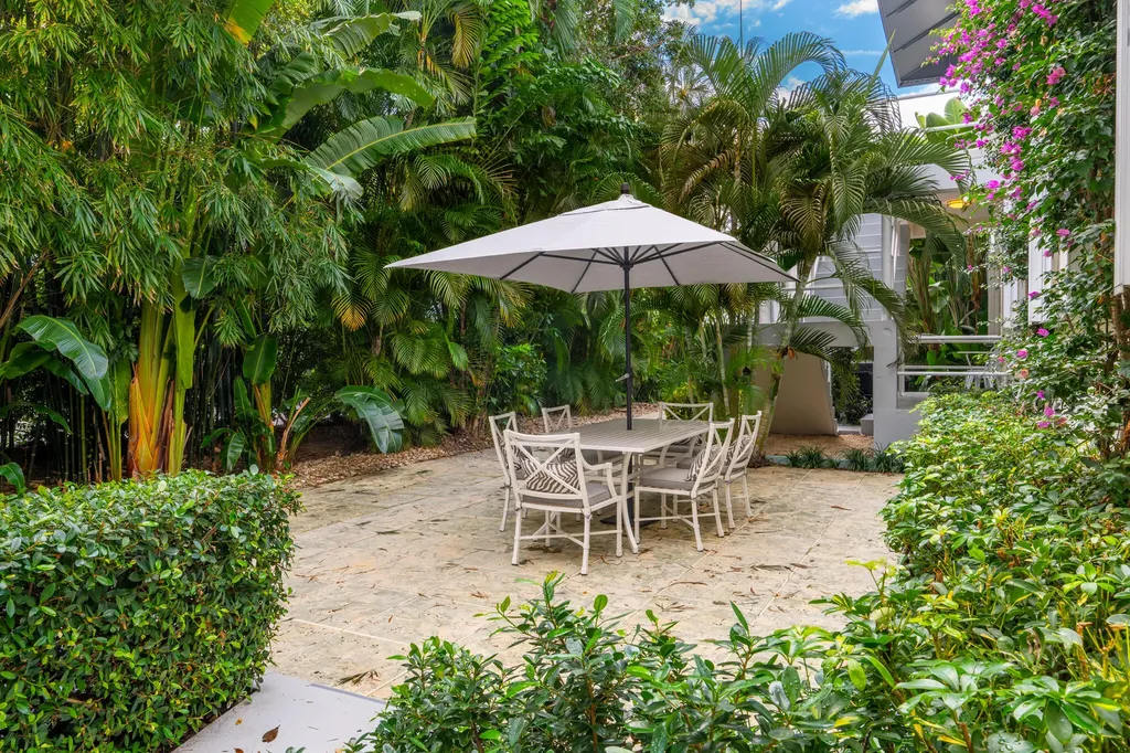 381 S Lake Drive Palm Beach FL 33480