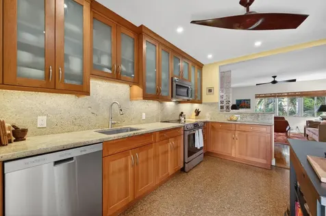 381 S Lake Drive Palm Beach FL 33480
