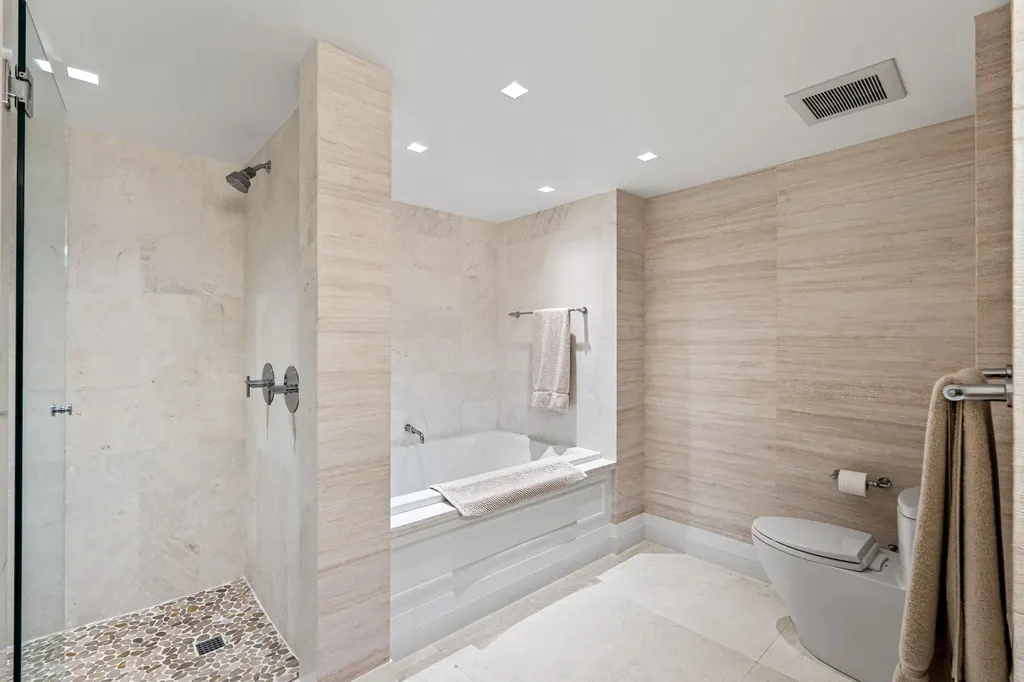 50 East Road Delray Beach FL 33483