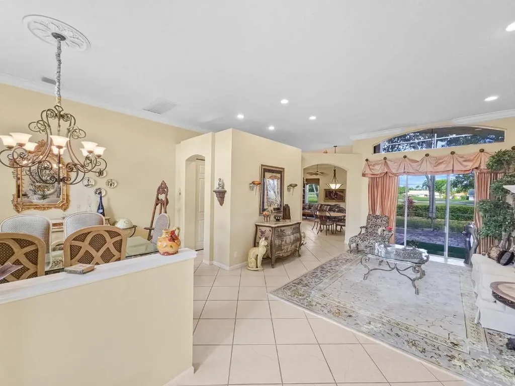 5318 Landon Circle Boynton Beach FL 33437