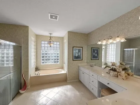 5318 Landon Circle Boynton Beach FL 33437