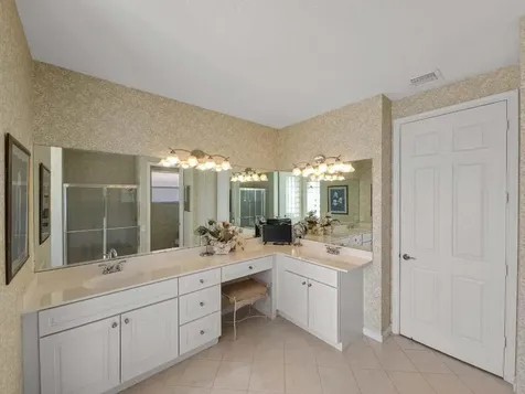 5318 Landon Circle Boynton Beach FL 33437