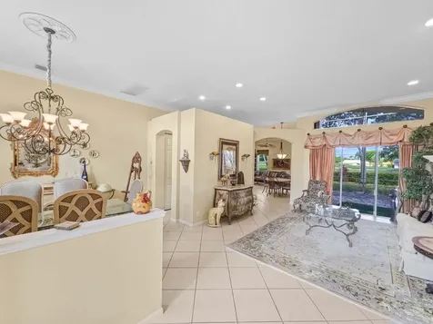 5318 Landon Circle Boynton Beach FL 33437