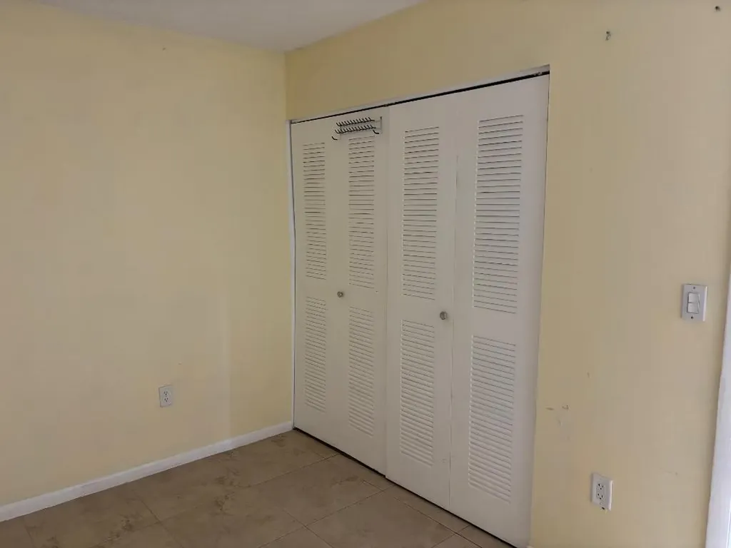 9959 Nob Hill Place Sunrise FL 33351