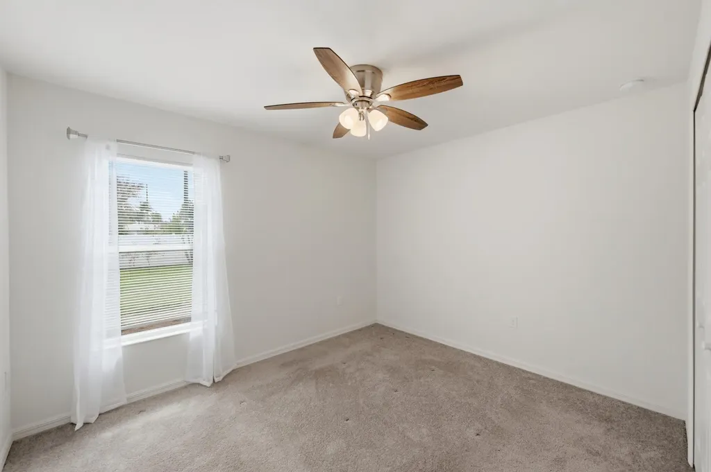 684 SE Crescent Avenue Port St Lucie FL 34984
