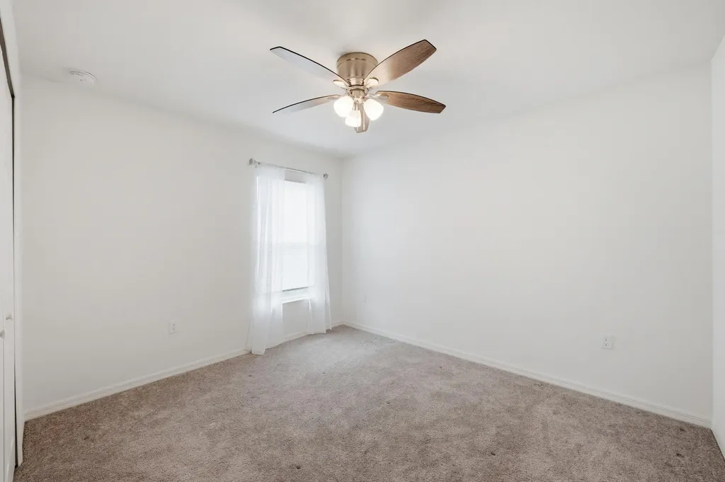 684 SE Crescent Avenue Port St Lucie FL 34984