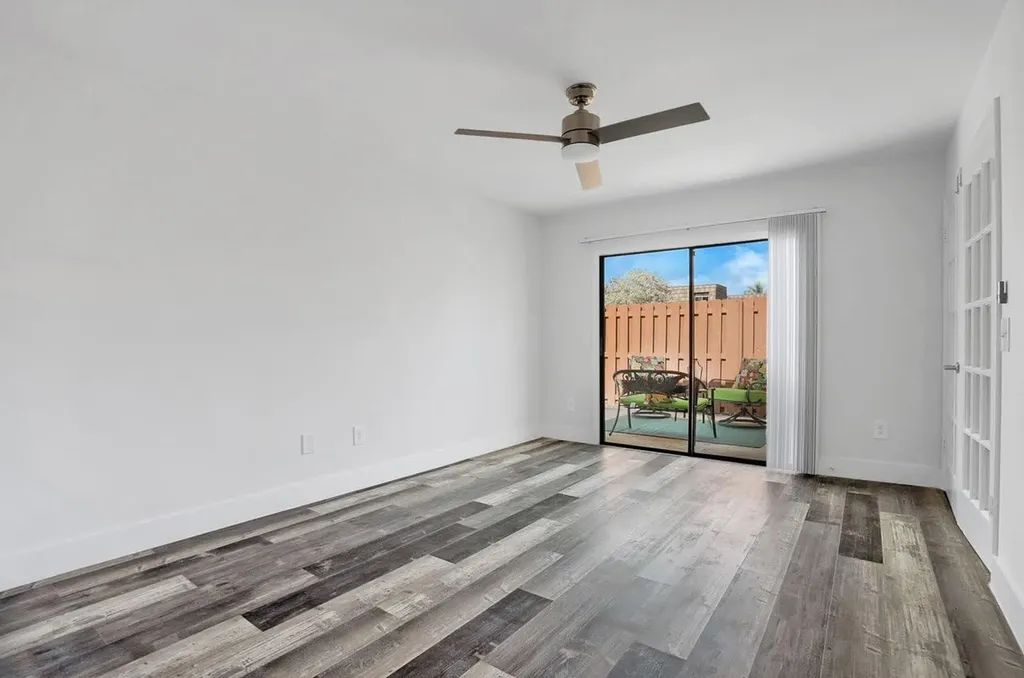 4143 Palm Bay Circle West Palm Beach FL 33406