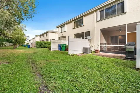 5628 NW 99th Lane Coral Springs FL 33076