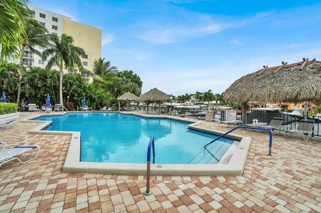 1361 S Ocean Boulevard Pompano Beach FL 33062