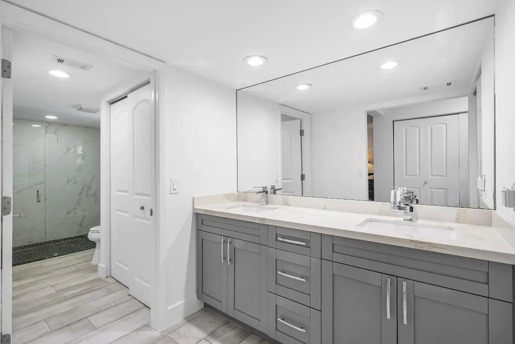 21680 Tall Palm Circle Boca Raton FL 33433