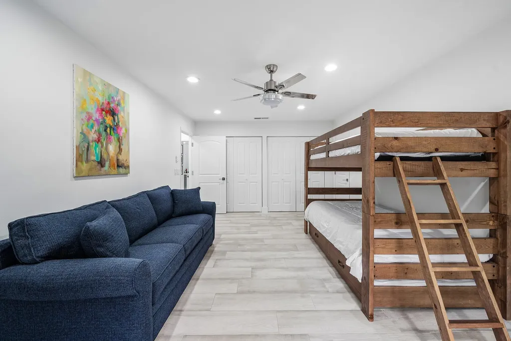 21680 Tall Palm Circle Boca Raton FL 33433