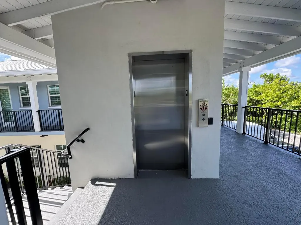 20 NW 6th Avenue Delray Beach FL 33444