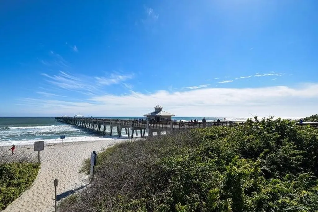 726 Ocean Dunes Circle Jupiter FL 33477