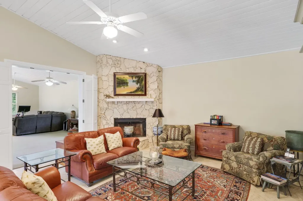 2865 Banyan Boulevard Circle NW Boca Raton FL 33431