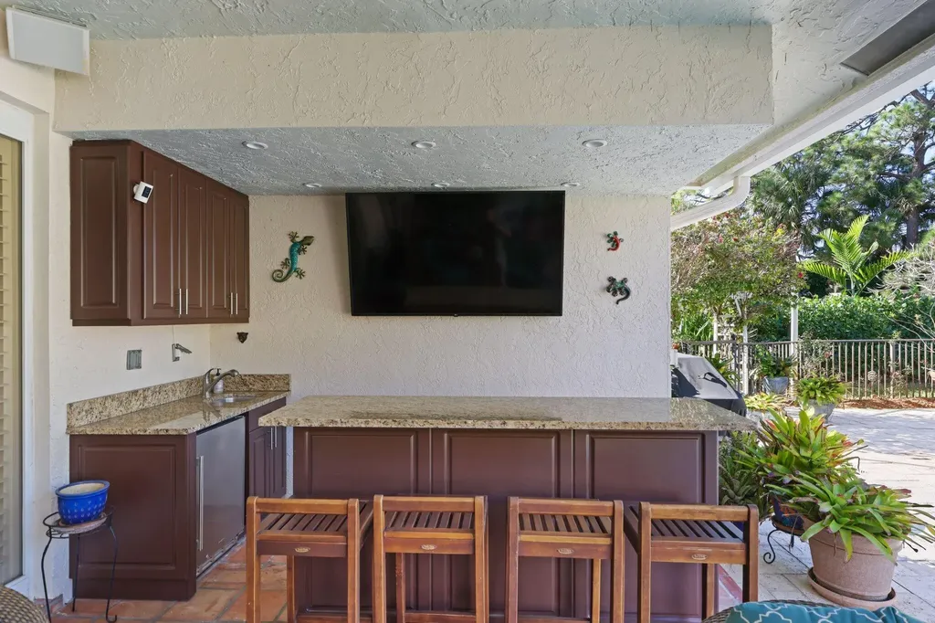 2865 Banyan Boulevard Circle NW Boca Raton FL 33431