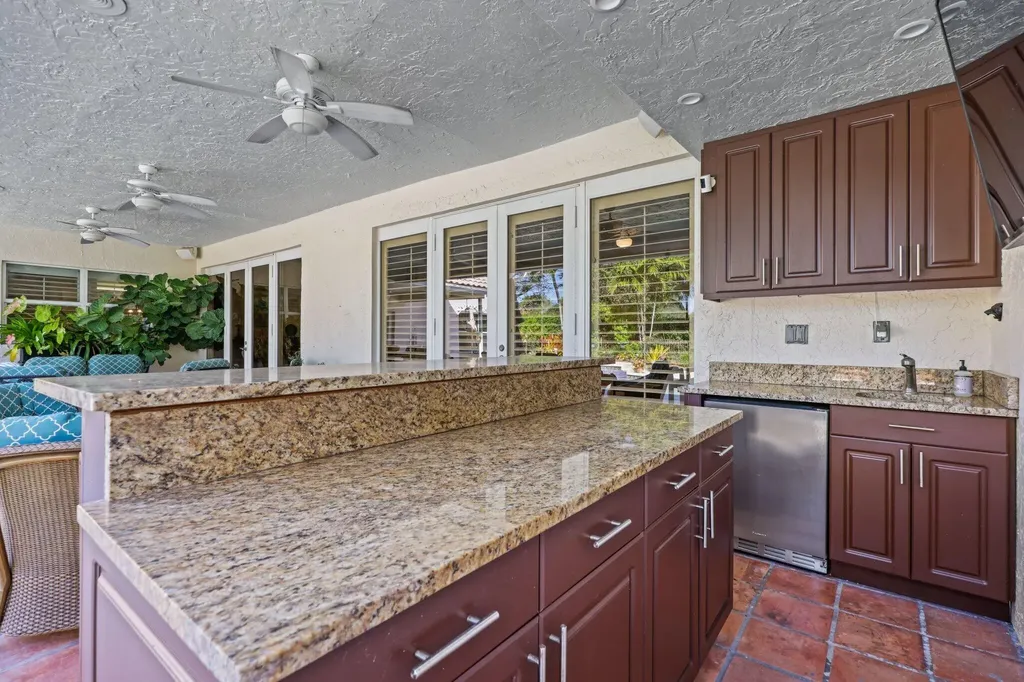 2865 Banyan Boulevard Circle NW Boca Raton FL 33431