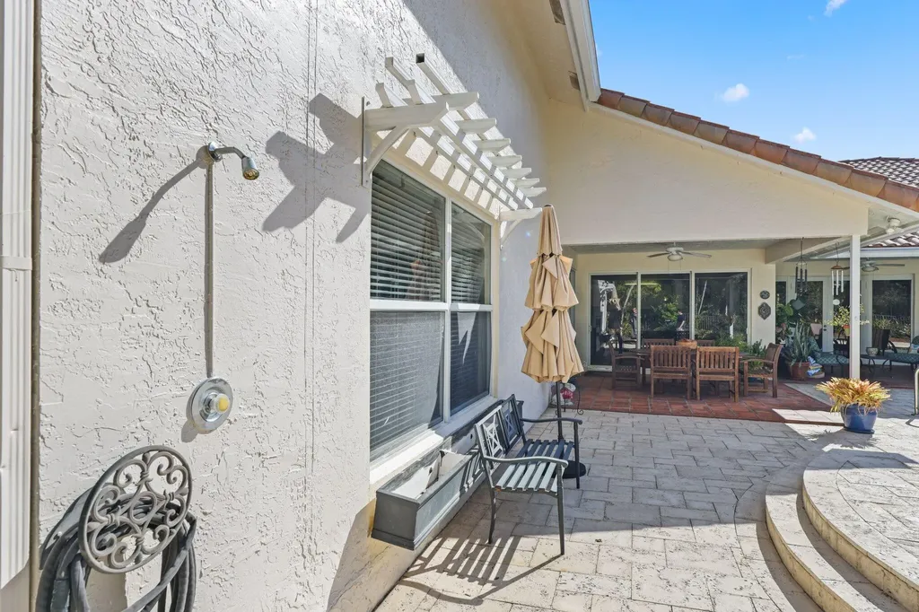 2865 Banyan Boulevard Circle NW Boca Raton FL 33431