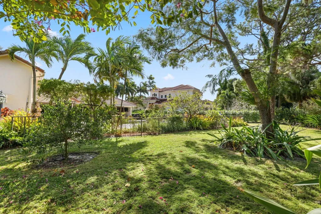 2865 Banyan Boulevard Circle NW Boca Raton FL 33431