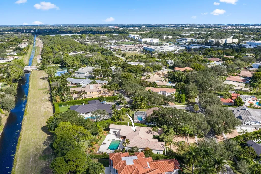 2865 Banyan Boulevard Circle NW Boca Raton FL 33431