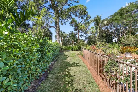 2865 Banyan Boulevard Circle NW Boca Raton FL 33431