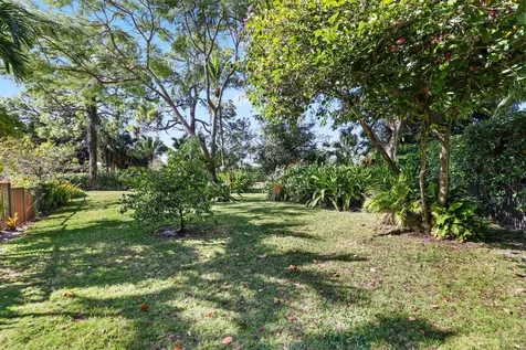 2865 Banyan Boulevard Circle NW Boca Raton FL 33431