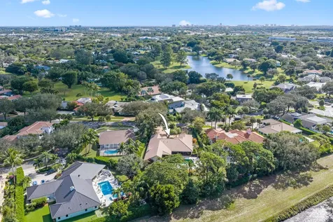 2865 Banyan Boulevard Circle NW Boca Raton FL 33431