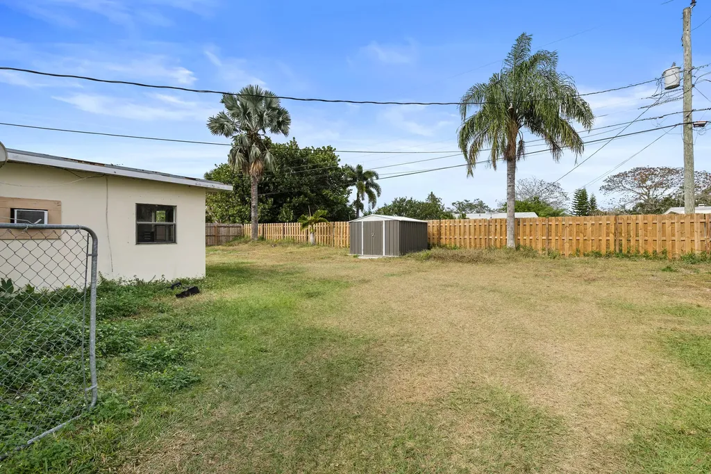 173 SE Placita Court Port St Lucie FL 34983